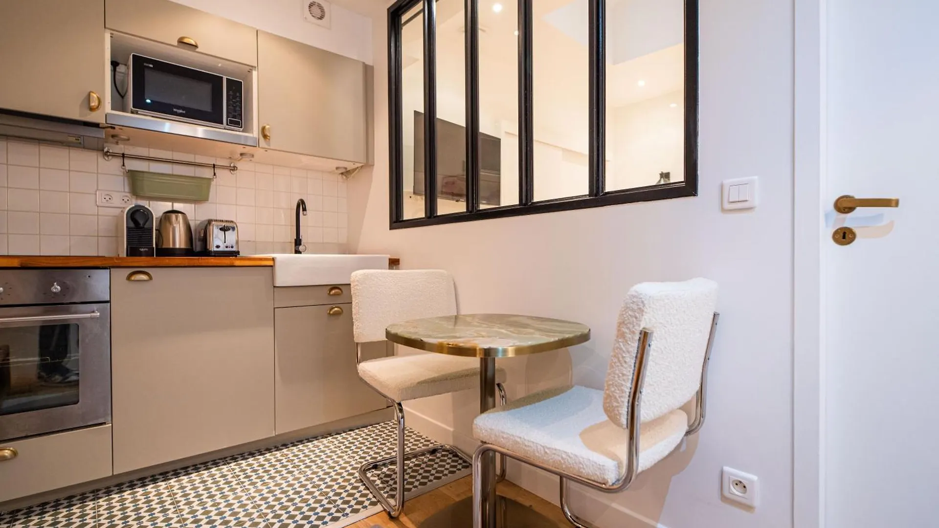 Wonderful Flat In The Marais Apartment Paris