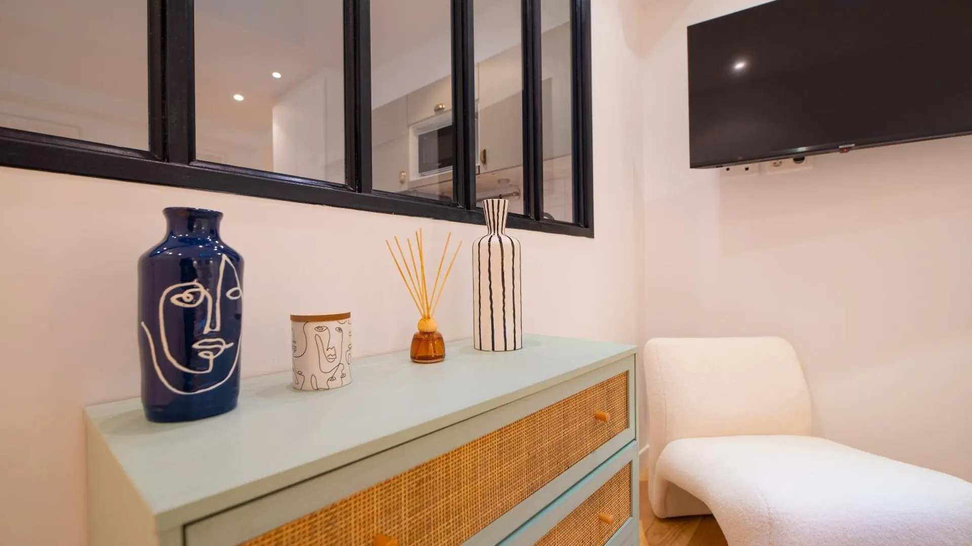 Wonderful Flat In The Marais Apartment Paris
